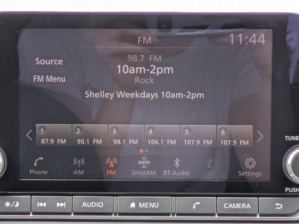 2026 Nissan Rogue SV photo 16