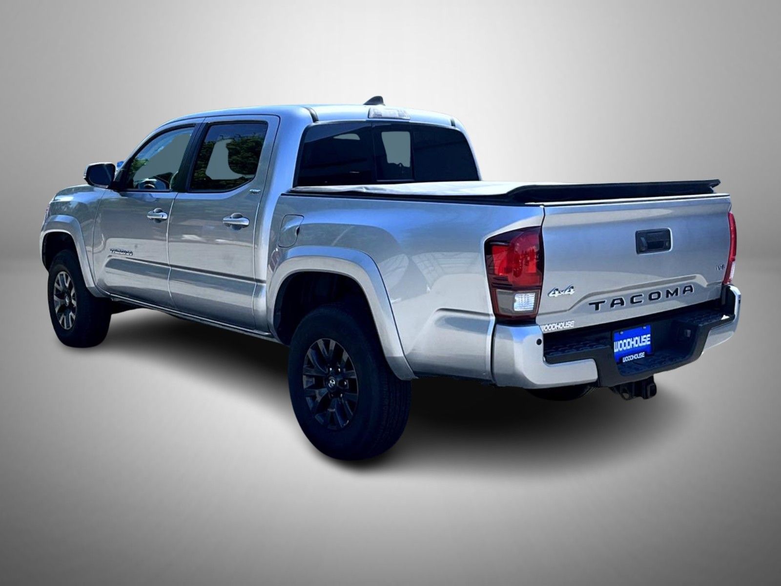 2023 Toyota Tacoma SR5 photo 7