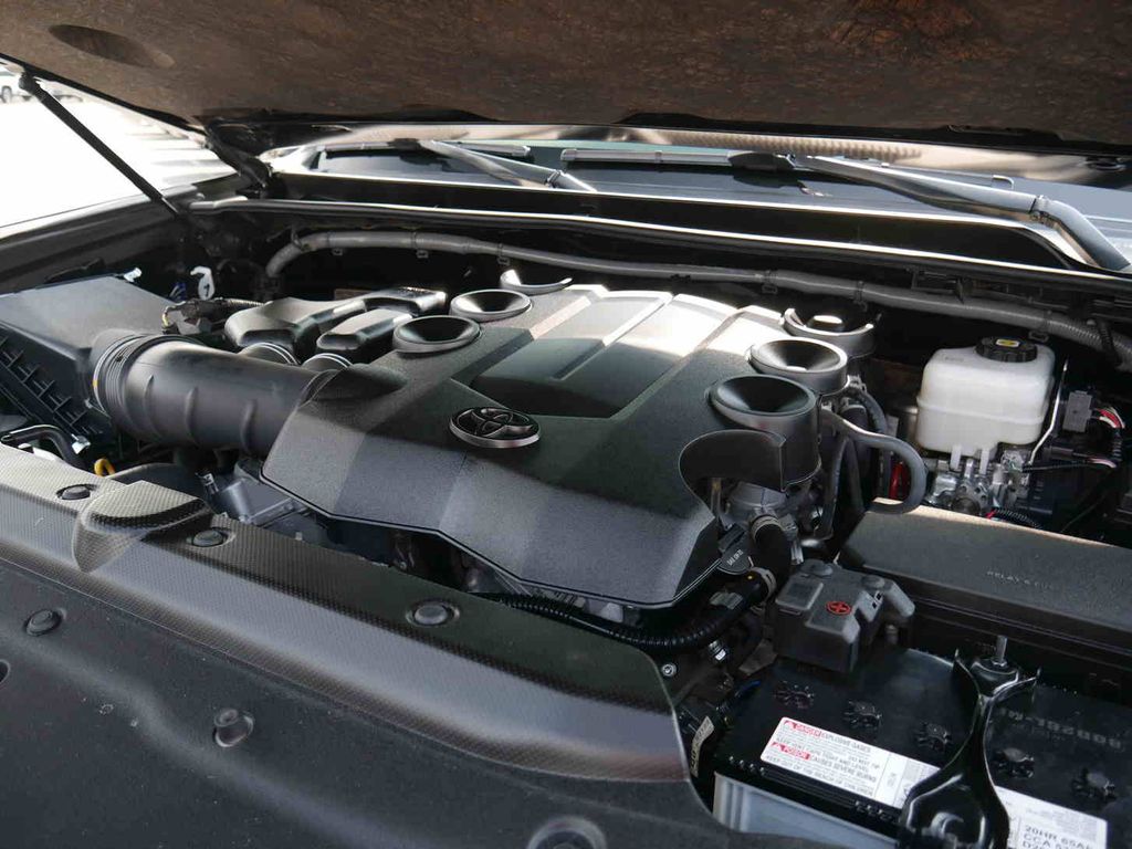 2024 Toyota 4Runner SR5 Premium photo 9