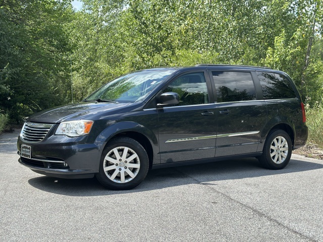 Used 2014 Chrysler Town & Country Touring with VIN 2C4RC1BG7ER236365 for sale in Crown Point, IN