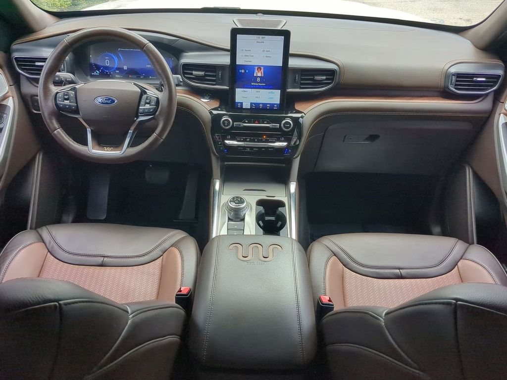 2021 Ford Explorer King Ranch photo 14