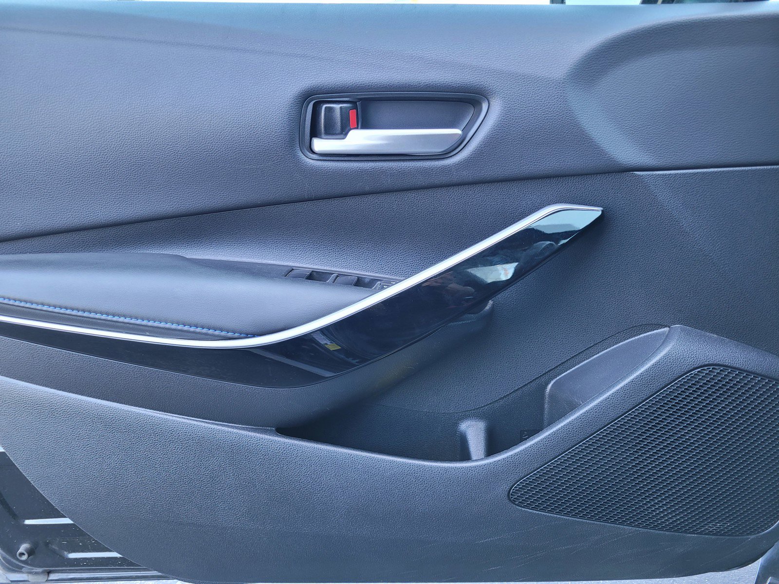 2021 Toyota Corolla XSE photo 26