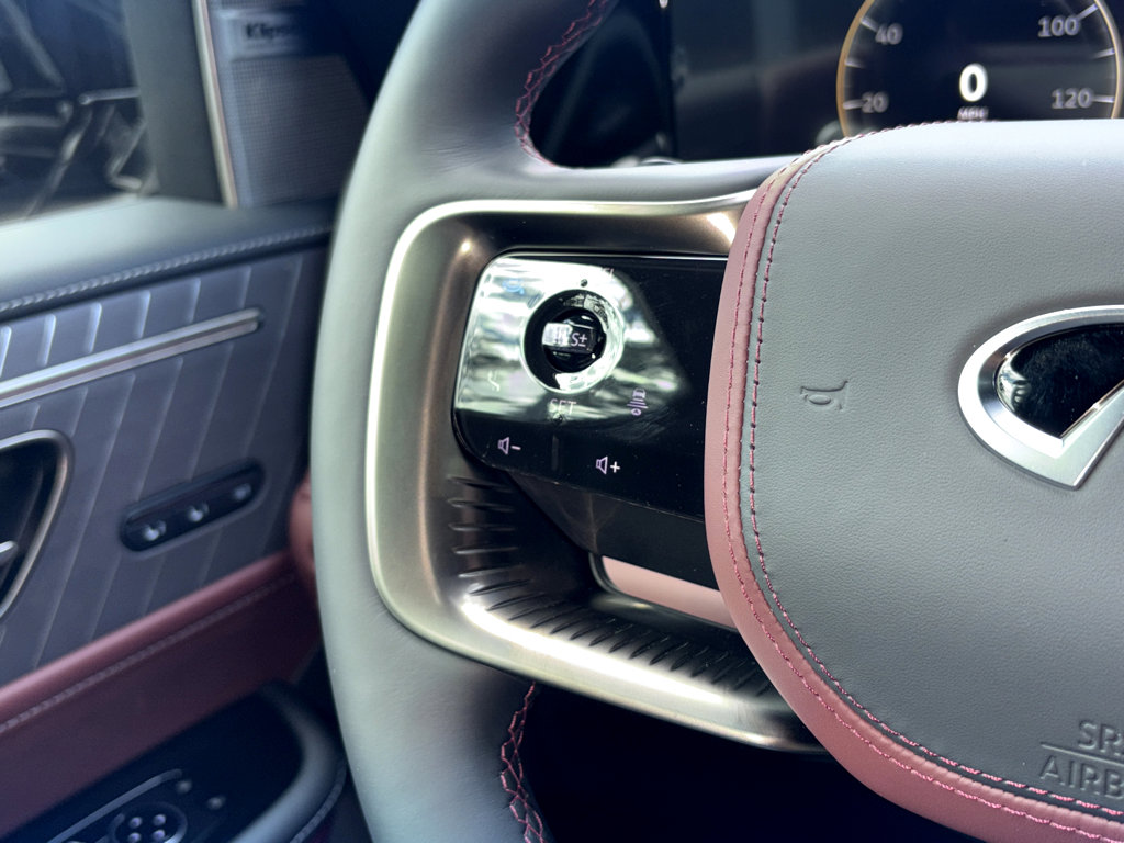 2026 Infiniti QX80 photo 19