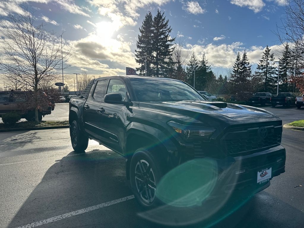 2026 Toyota Tacoma TRD Sport's photo