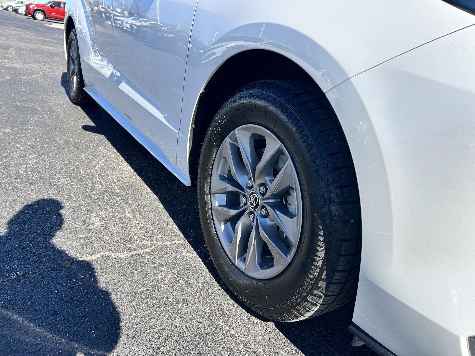 Certified 2023 Toyota Sienna XLE with VIN 5TDJRKEC3PS173611 for sale in Kansas City