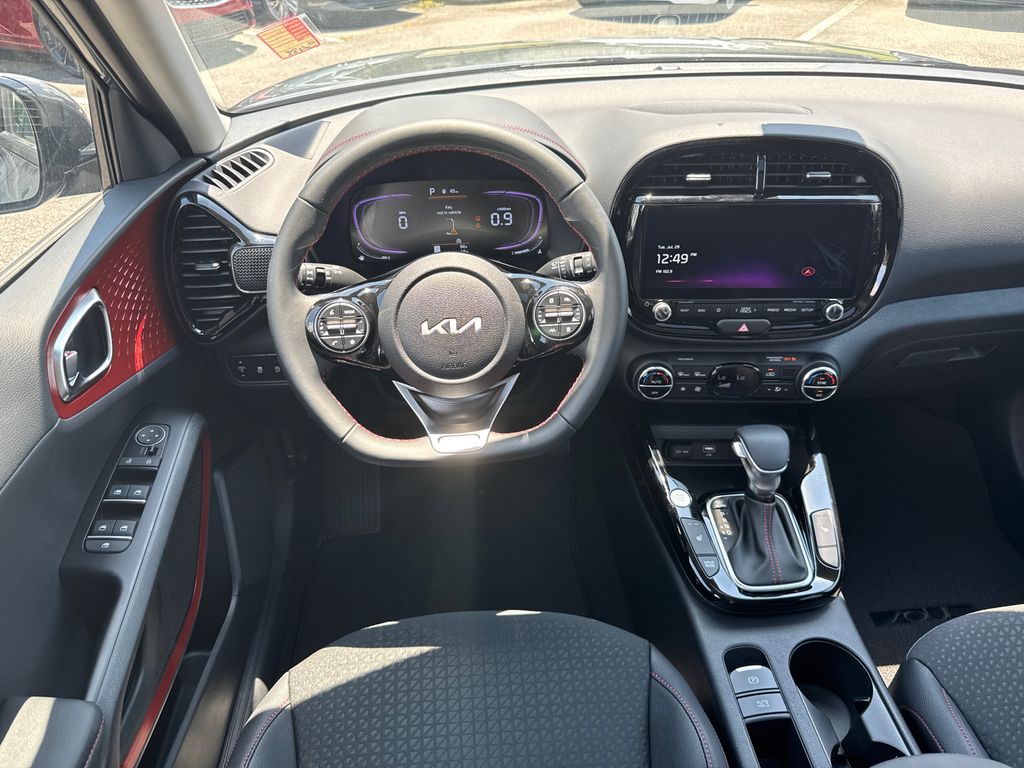 2025 Kia Soul GT-Line photo 20