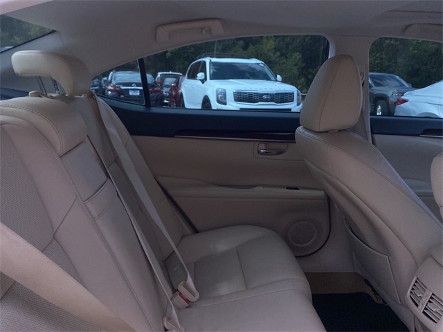 2013 Lexus ES 350 photo 14