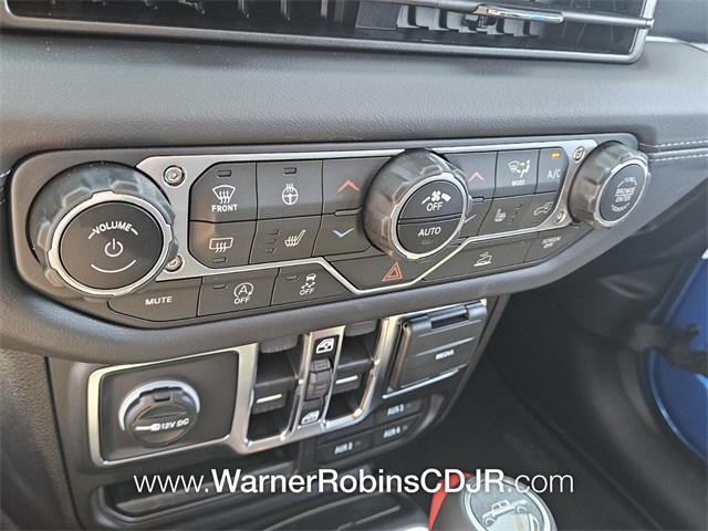 2025 Jeep Gladiator Sport photo 18