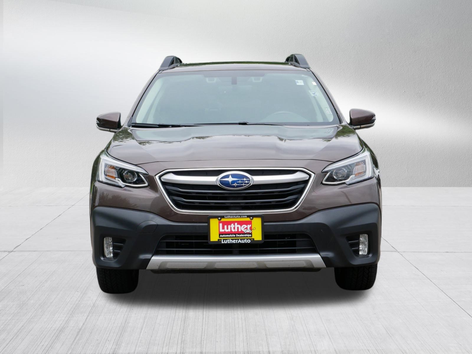 Used 2020 Subaru Outback Limited with VIN 4S4BTANC5L3240538 for sale in Vadnais Heights, Minnesota
