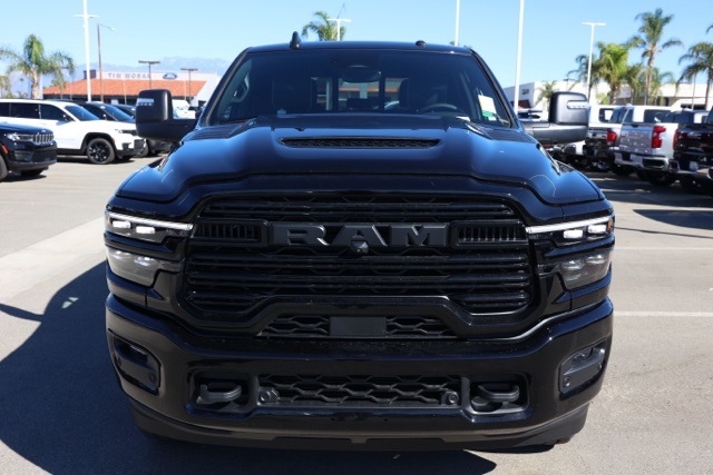 New 2026 Diamond Black Crystal Pearl-Coat Exterior Paint RAM Laramie Night Edition image 8
