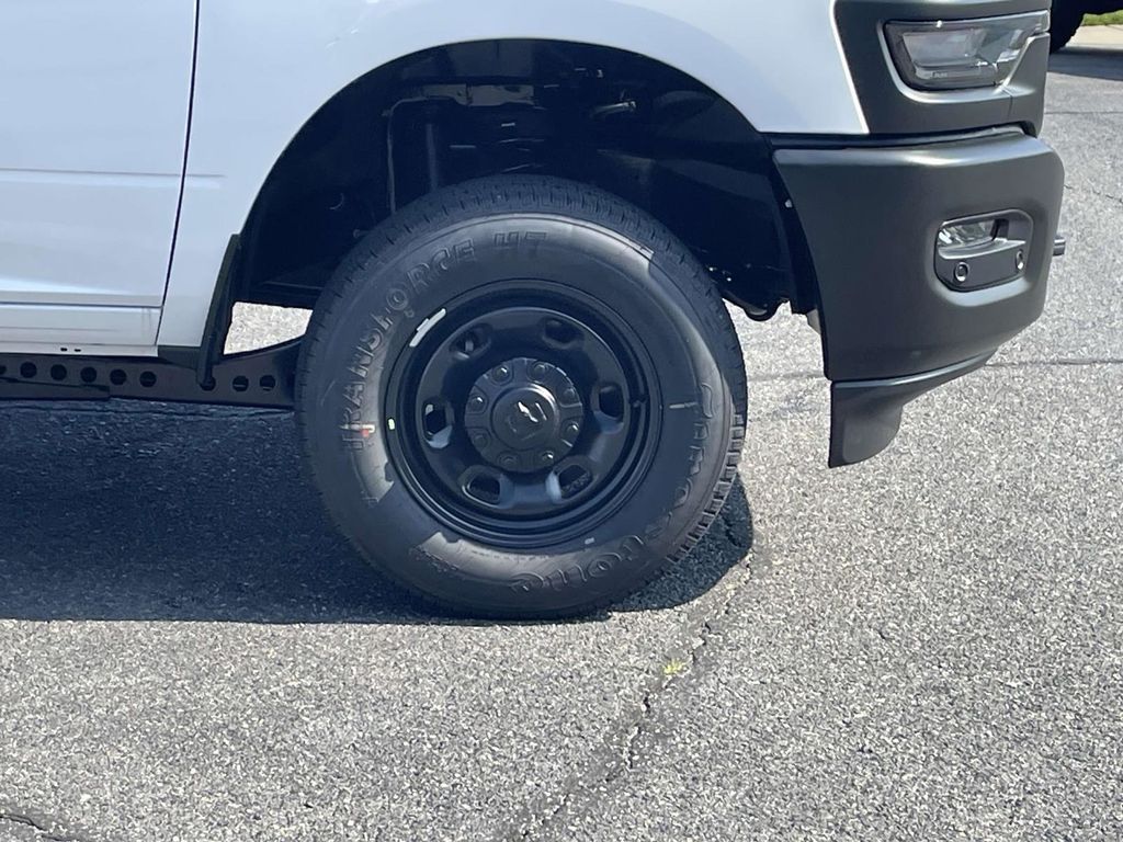 2025 Ram 2500 Tradesman photo 12