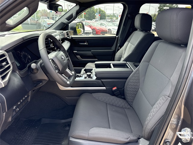 2025 Toyota Tundra SR5 photo 10