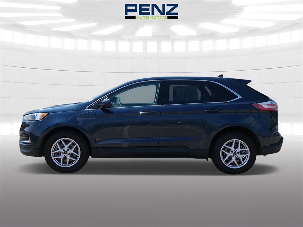 2023 Ford Edge SEL photo 4