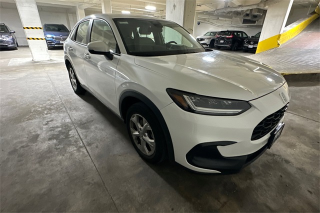 2023 Honda HR-V LX photo 2