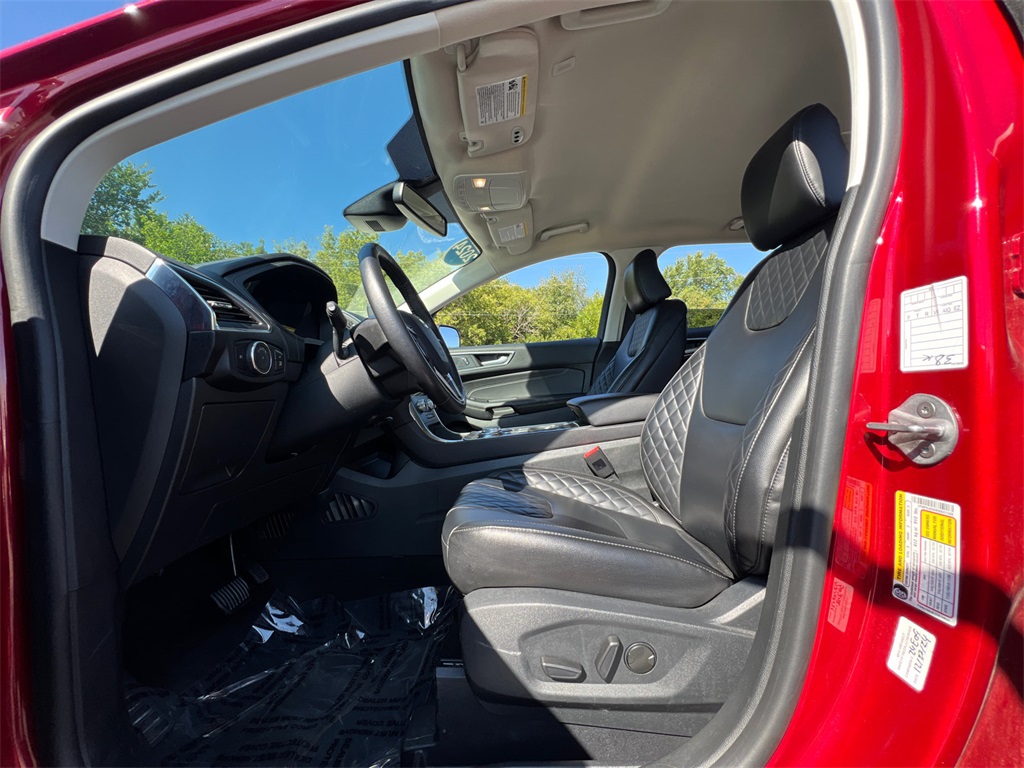 2024 Ford Edge Titanium photo 24