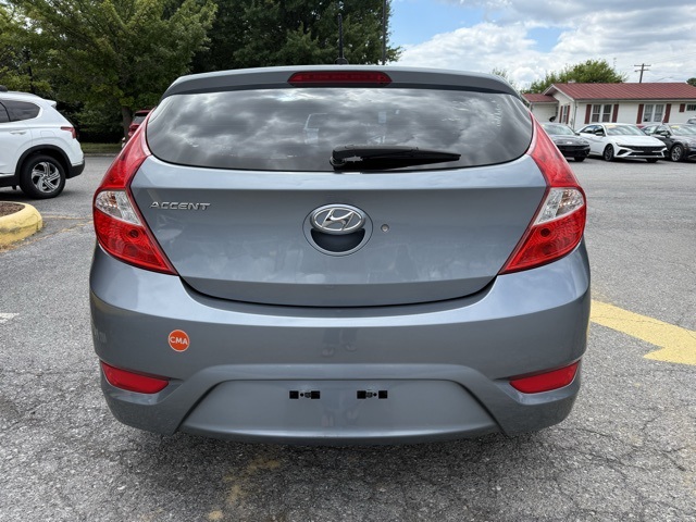 2017 Hyundai Accent SE photo 4