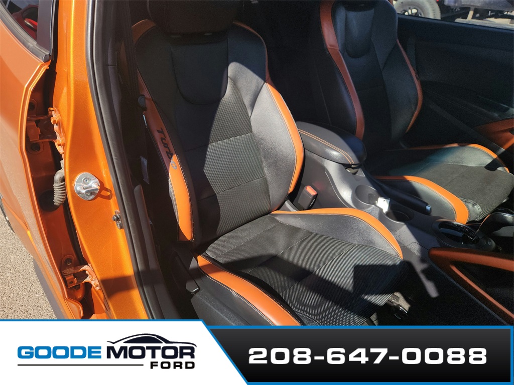 2016 Hyundai Veloster Turbo photo 20