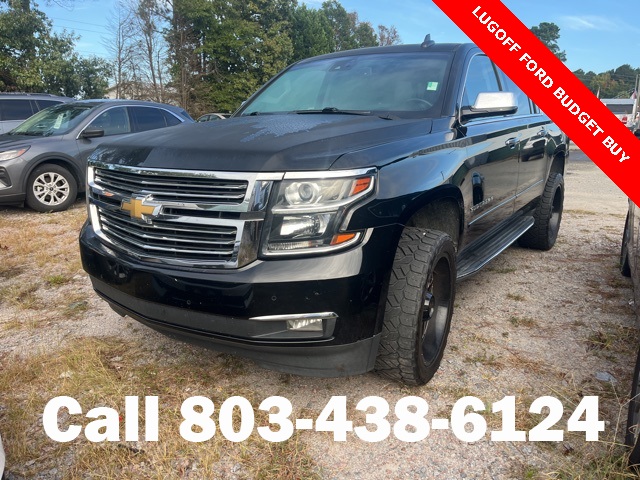 2017 Chevrolet Suburban Premier photo 3