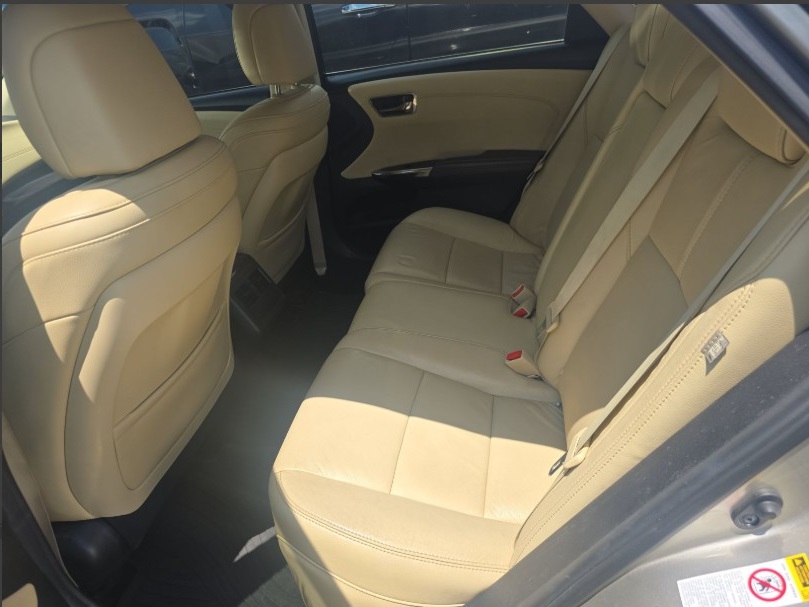 2014 Toyota Avalon XLE photo 24