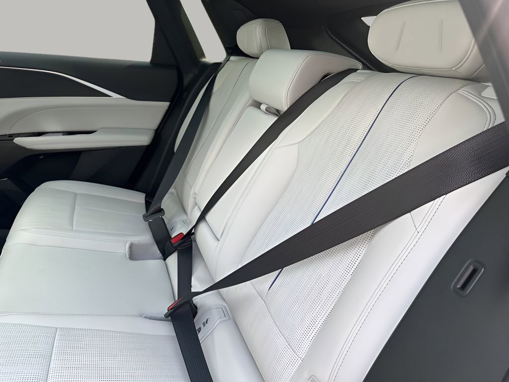 2025 Cadillac Lyriq Sport photo 16