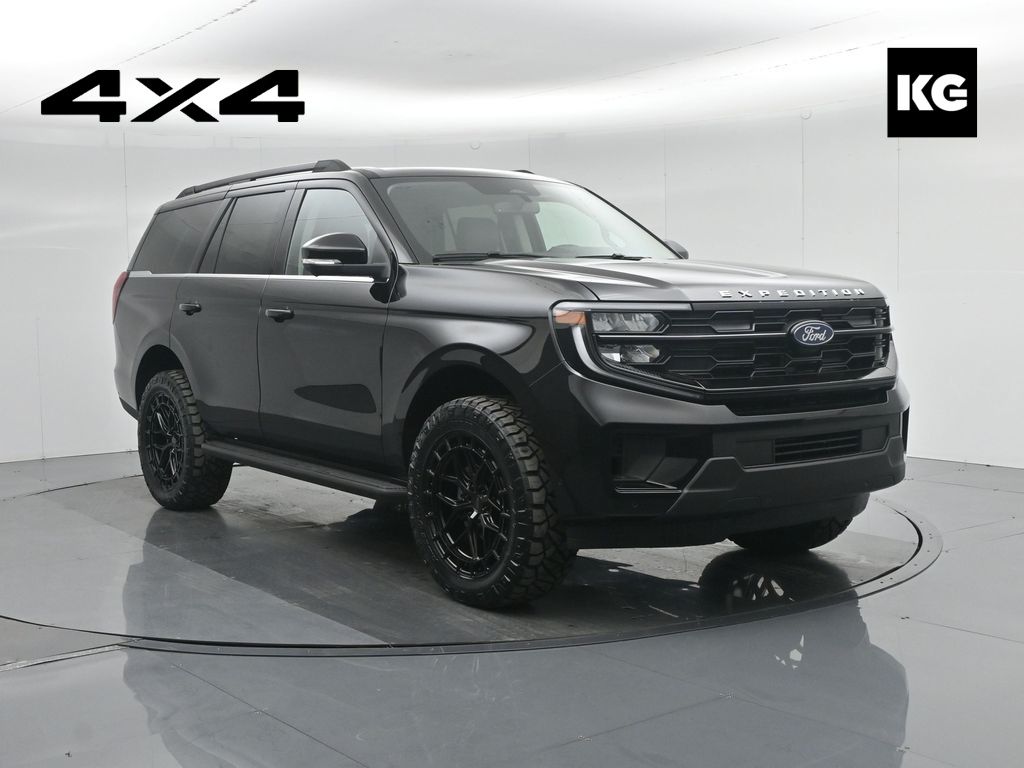 2025 Ford Expedition Active's photo