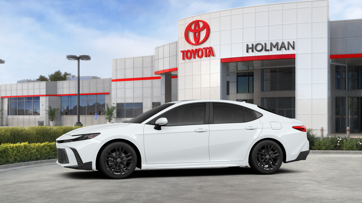 2025 Toyota Camry SE photo 2