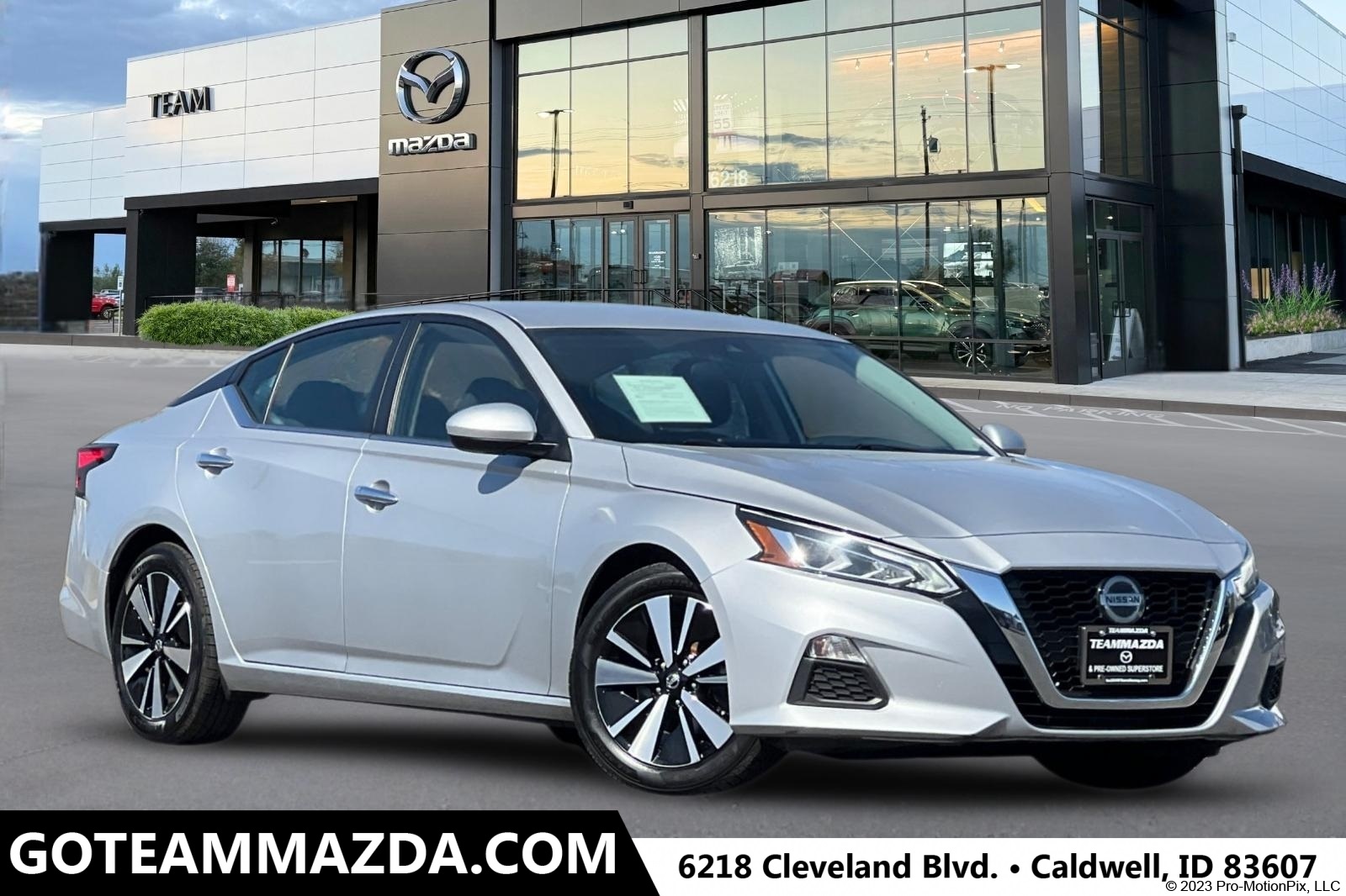 2022 Nissan Altima SV's photo
