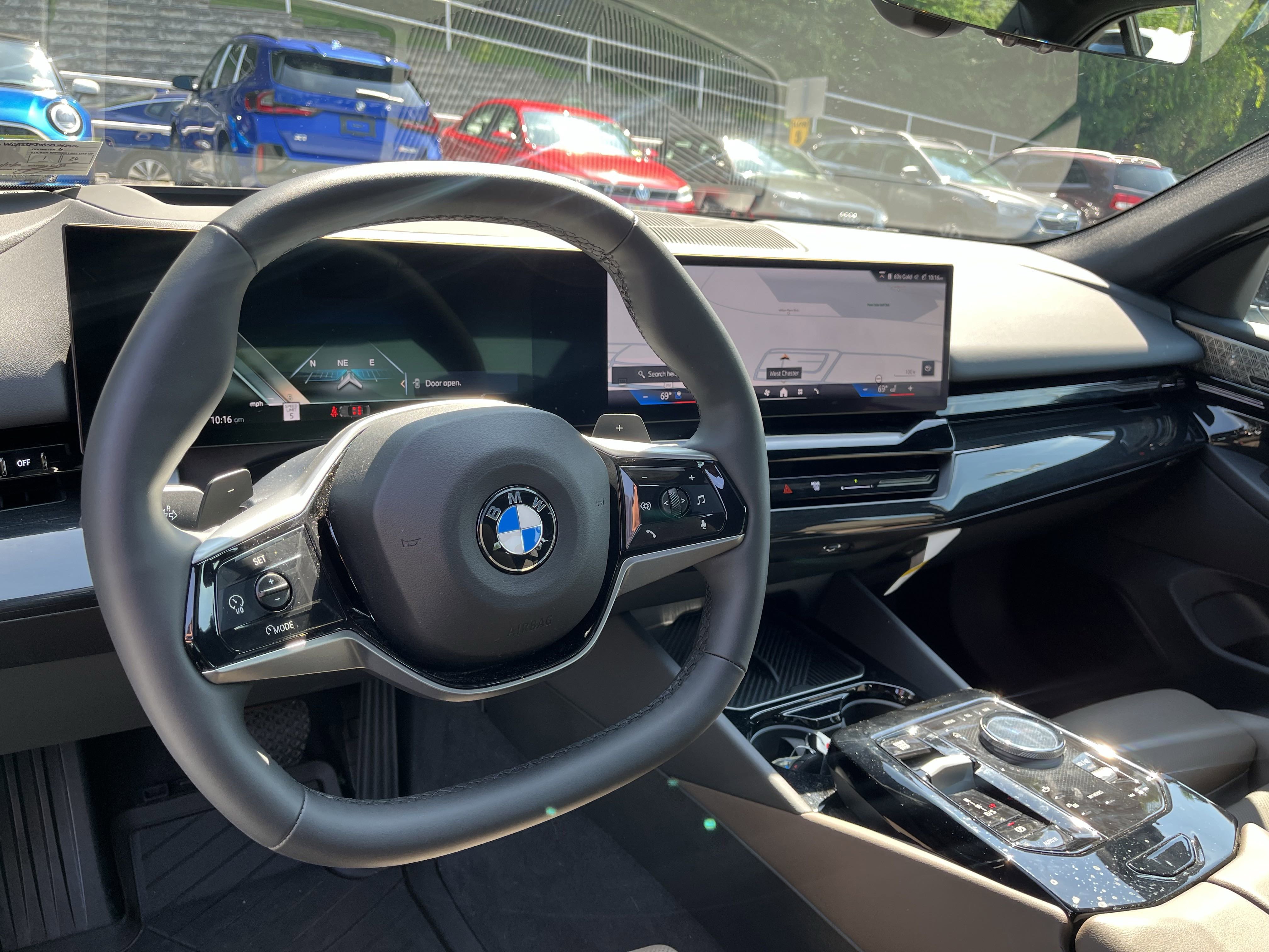 2025 Bmw 530i photo 2