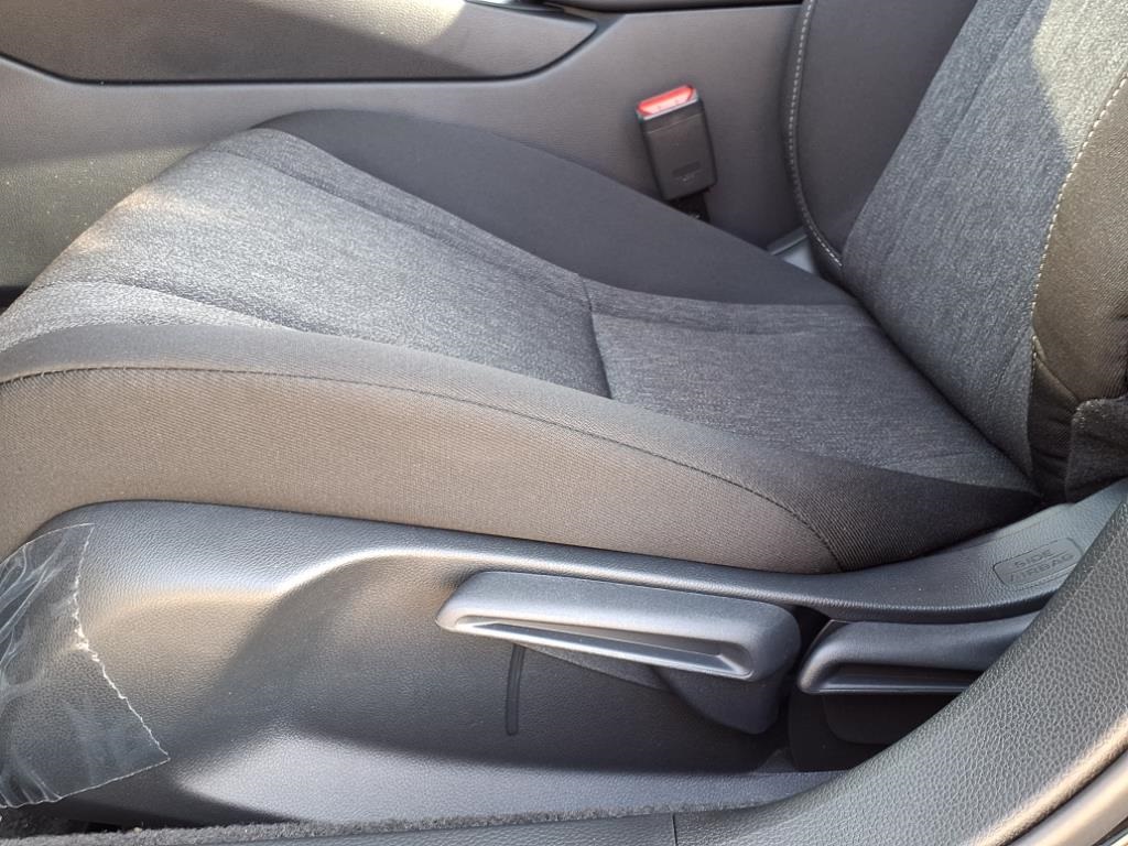 2025 Honda Accord LX photo 10