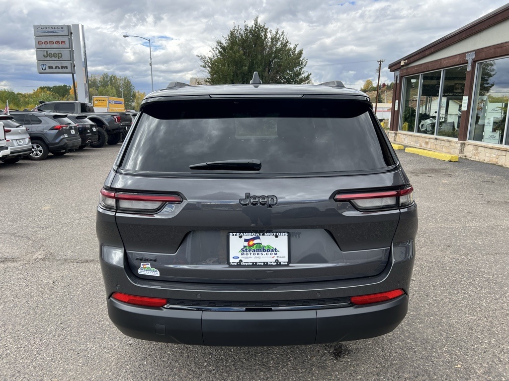 2025 Jeep Grand Cherokee Altitude X photo 3