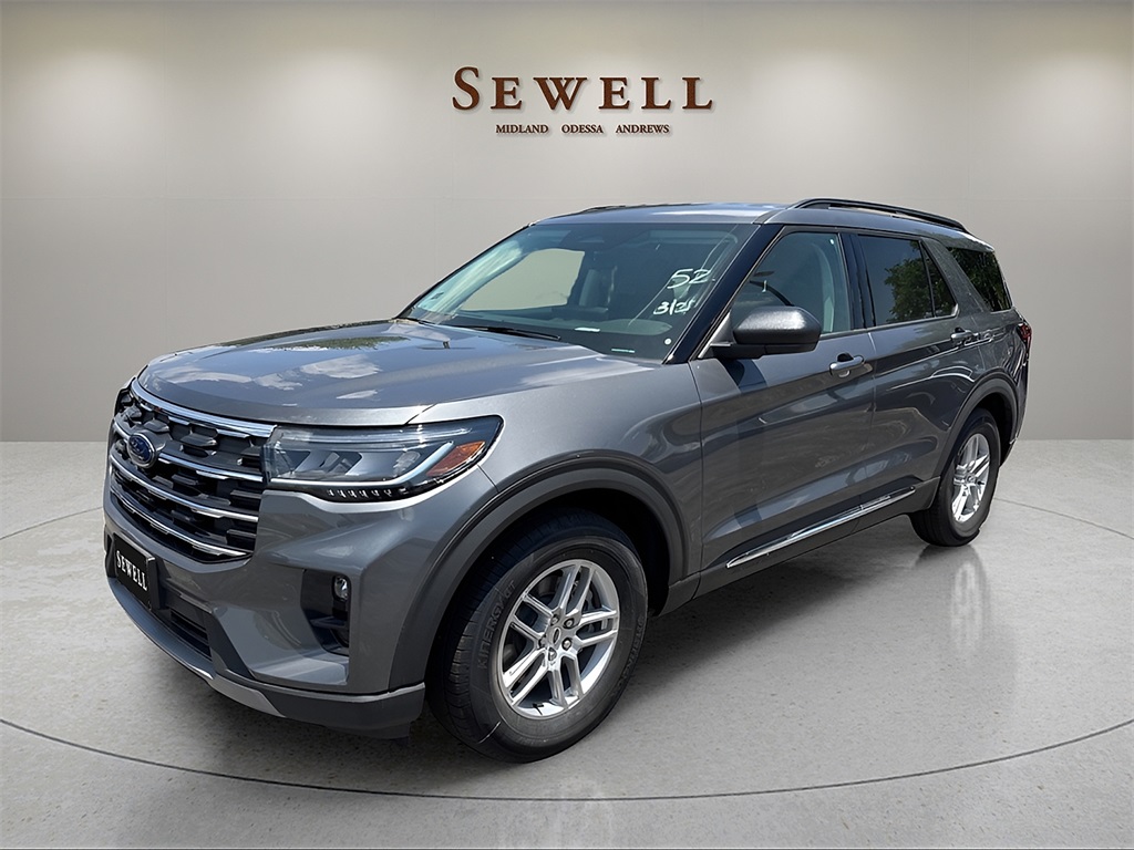 2025 Ford Explorer Active's photo