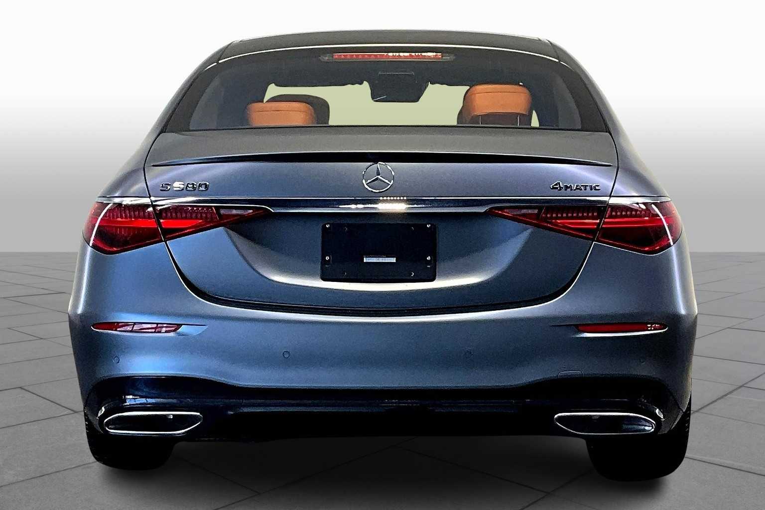 2022 Mercedes Benz S 580 4MATIC photo 4