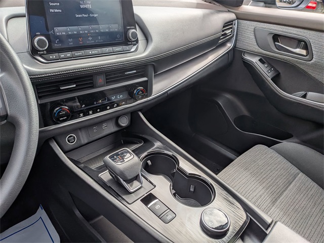 2023 Nissan Rogue SV photo 15