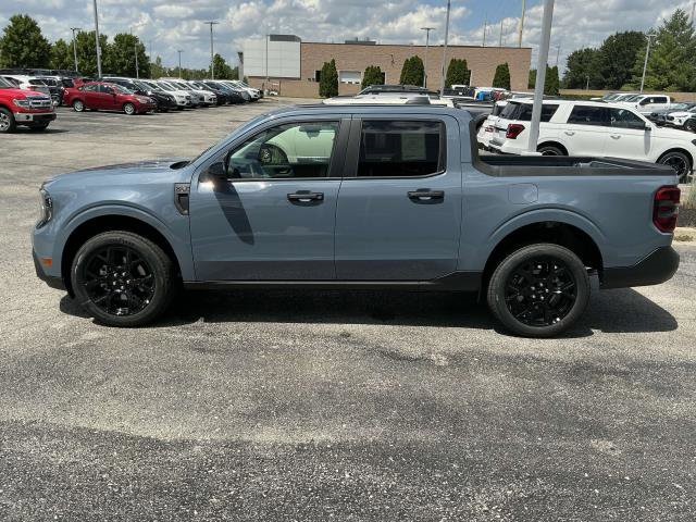 2025 Ford Maverick XLT photo 2