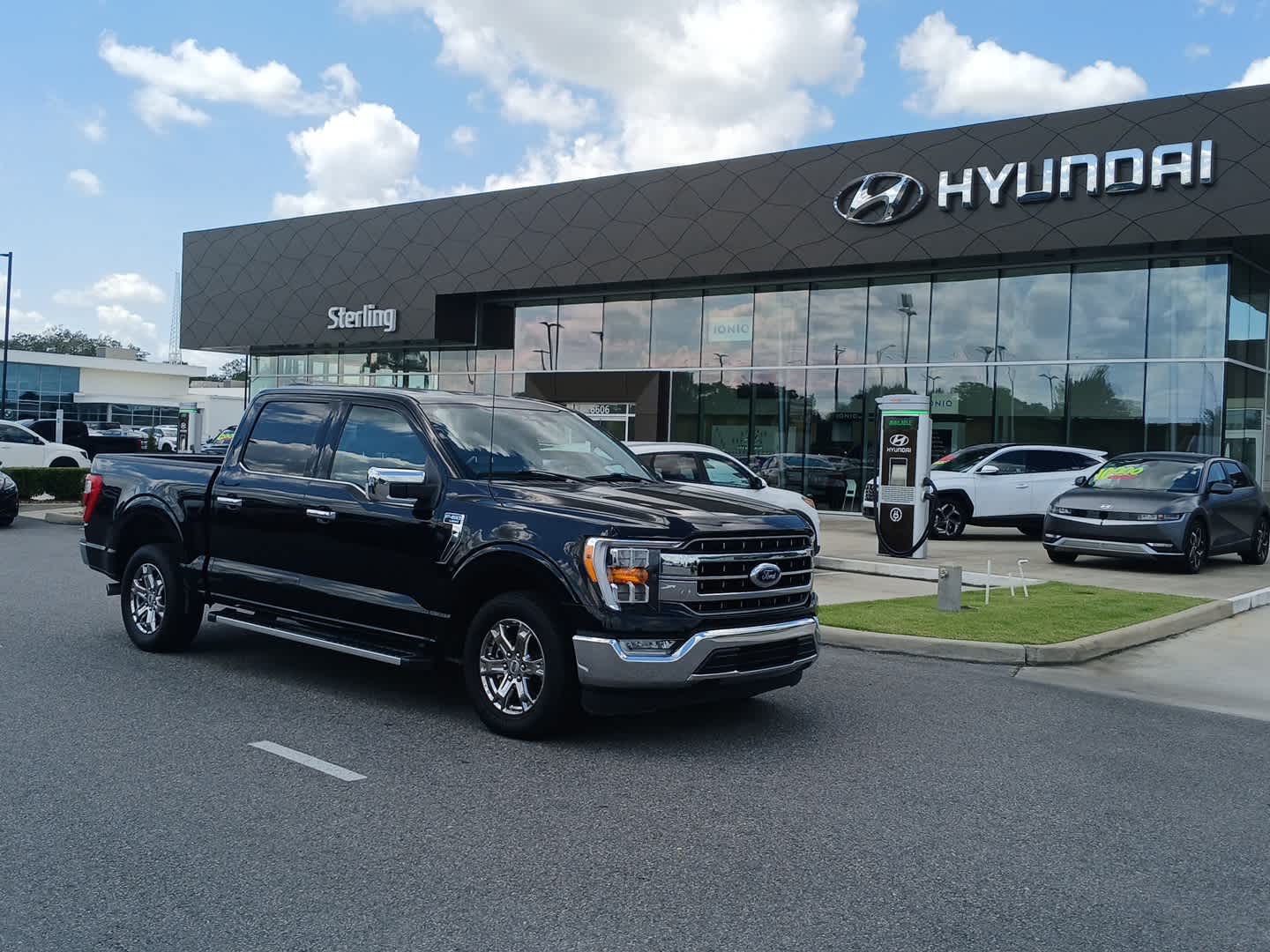 2023 Ford F-150 Lariat's photo