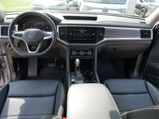 2022 Volkswagen Atlas SEL photo 23