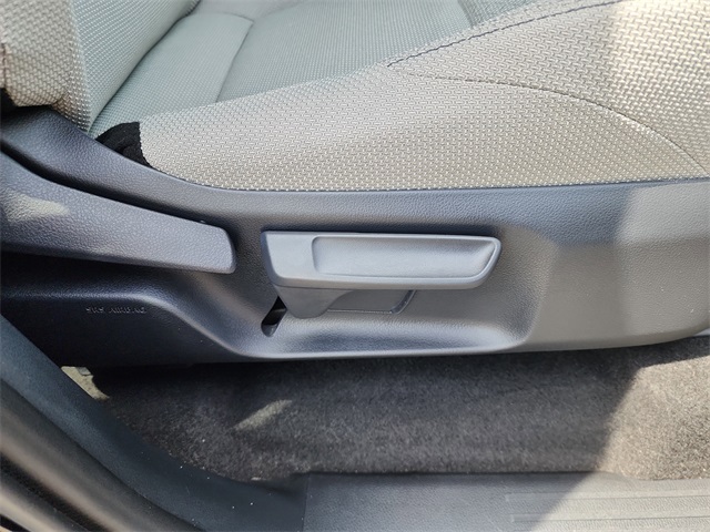 2025 Toyota 4Runner SR5 4WD photo 18