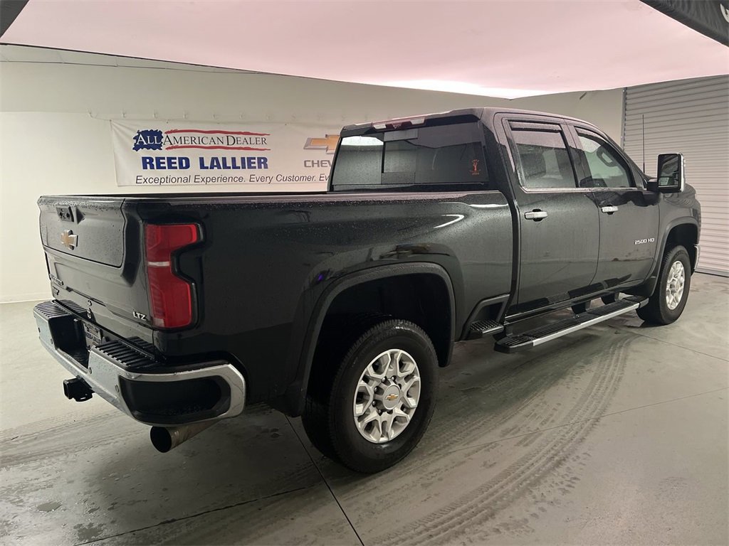 2024 Chevrolet Silverado LTZ photo 8