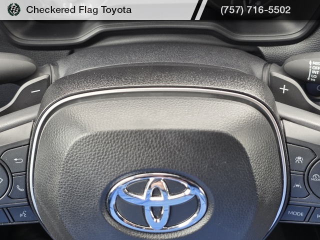 2024 Toyota Corolla Cross Hybrid SE photo 13