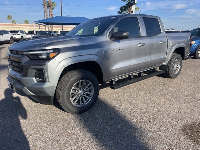 2026 Chevrolet Colorado LT photo 3