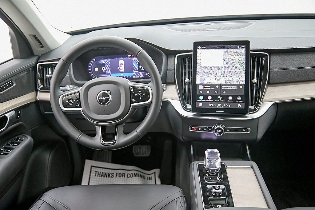 2026 VOLVO XC90 - Image 26