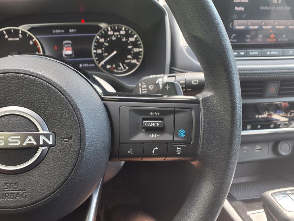 2023 Nissan Rogue SV photo 14