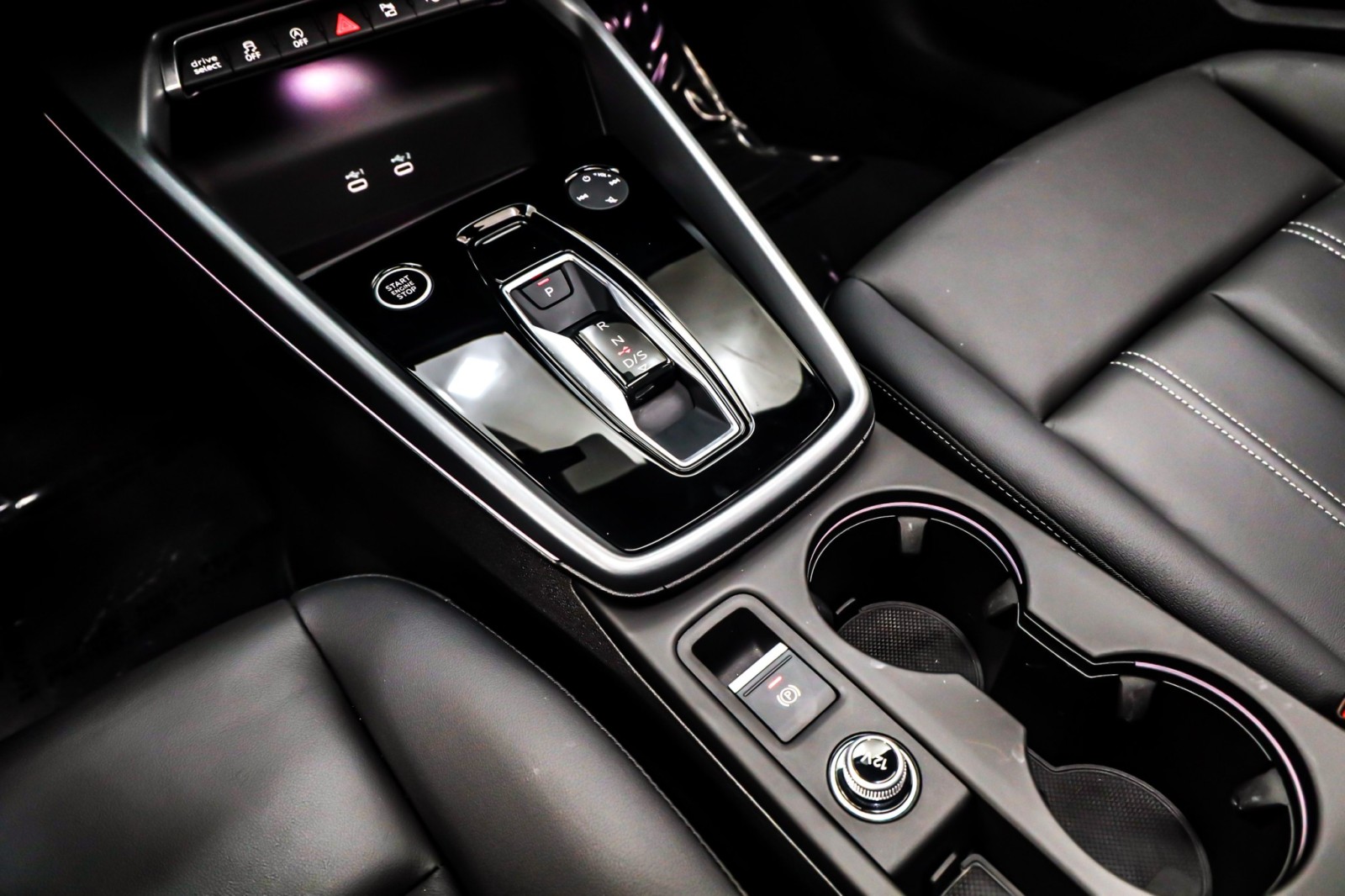 2025 Audi A3 Premium 40 TFSI Quattro photo 3