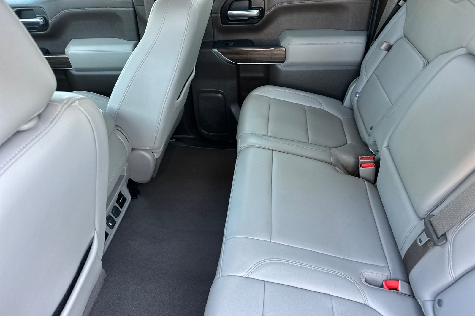 2020 Chevrolet Silverado 1500 LT photo 11