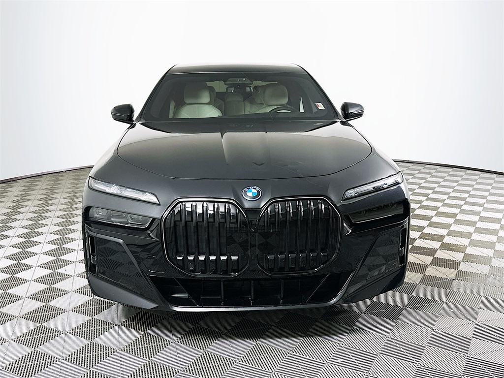 Used 2025 BMW i7 60 with VIN WBY53EJ08SCU97534 for sale in Grand Rapids, MI