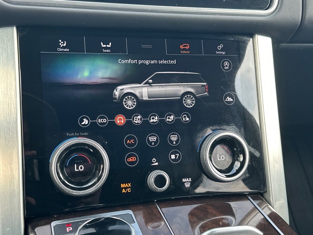 2020 Land Rover Range Rover HSE photo 25
