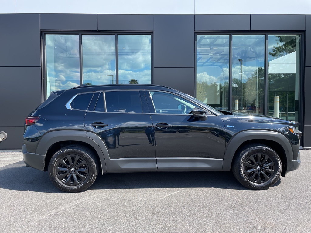 2025 Mazda CX-50 Premium photo 3