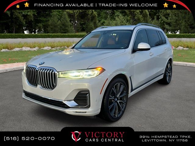 2020 BMW X7 40i's photo