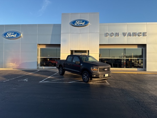 2025 Ford F-150 STX's photo