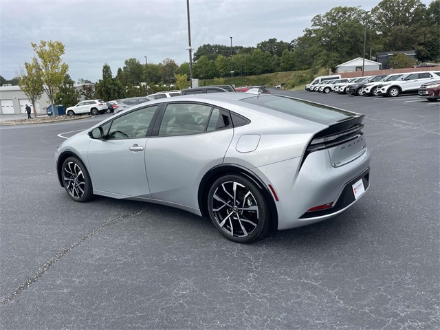 2024 Toyota Prius Prime XSE photo 4